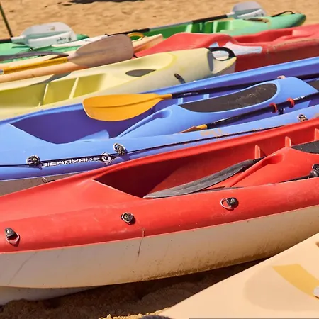 Intimate Seaside Perfect For Relaxing *