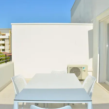 公寓 Intimate Seaside Perfect For Relaxing 比比翁